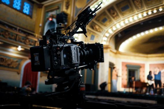 Moli-Media-Production-stage-02